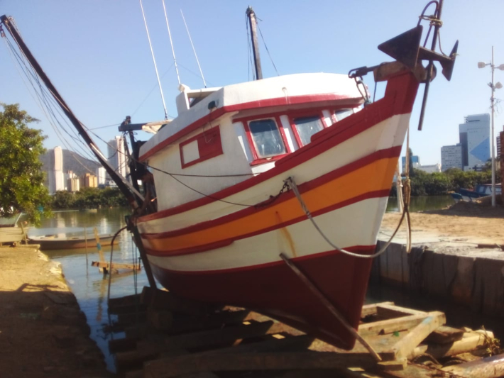 Carrera municipal aumenta rampa e beneficia pescadores artesanais