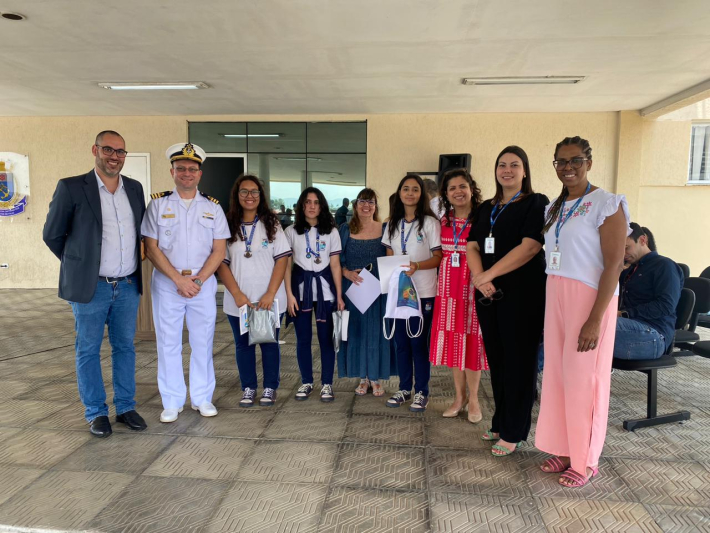 Estudantes de escola municipal vence o concurso de redação Operação Cisne Branco da Marinha do Brasil 