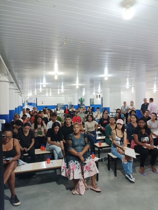 Cursos de Assistente de Serviços em Comércio Exterior e Assistente Administrativo iniciam no Bairro São Paulo