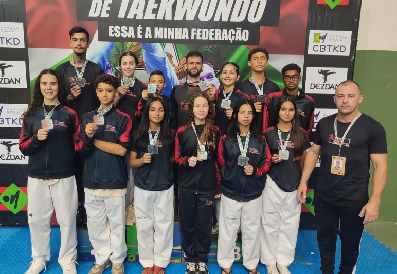 Atletas de Navegantes se destacam em Seletiva Estadual de Taekwondo