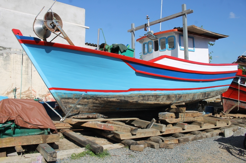 Pescadores artesanais são beneficiados com serviço gratuito na carrera municipal