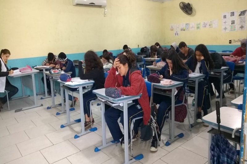  Alunos do Ensino Fundamental II participam da Olimpíada Brasileira de Matemática