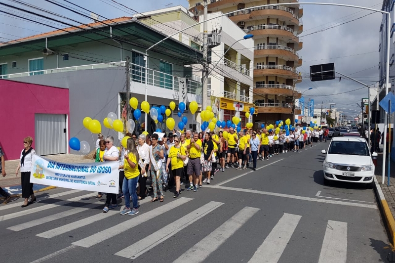 Caminhada marca o Dia internacional do idoso em Navegantes