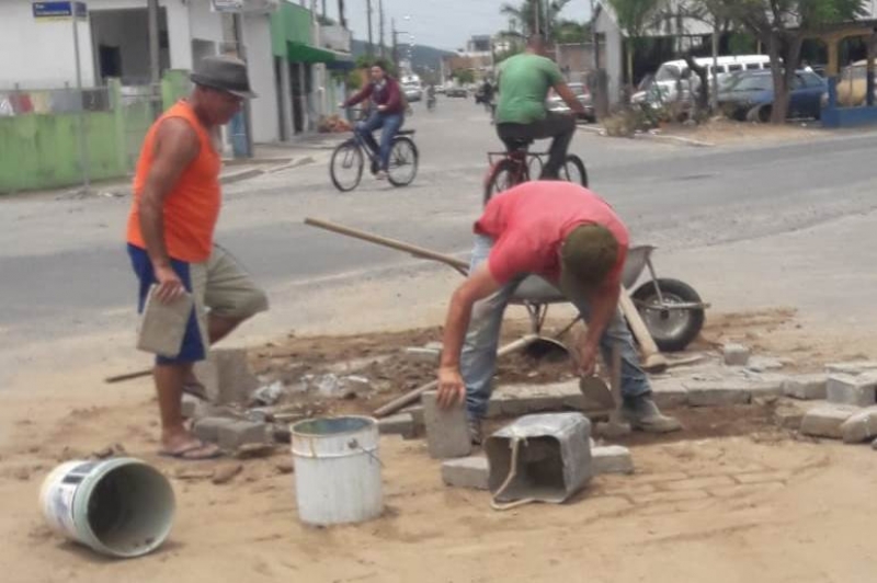 Rua Elson Renato dos Santos recebe melhorias