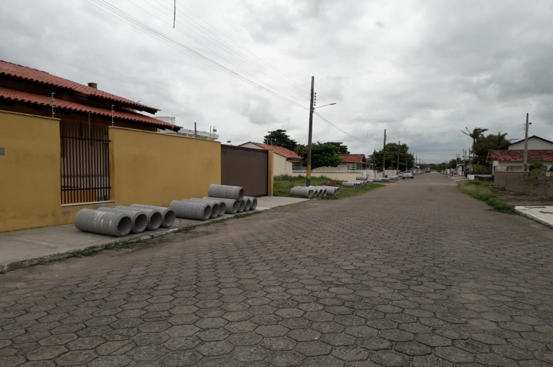 SESAN realiza substituição de rede de drenagem na Rua Juvenal Constâncio Mafra