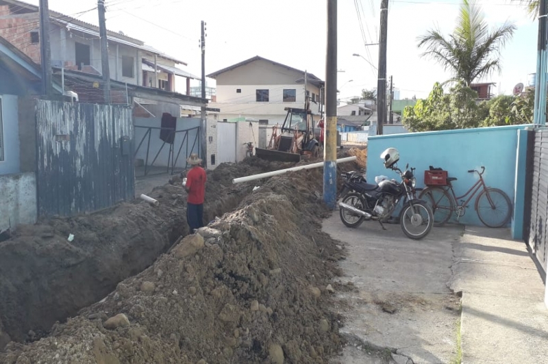 SESAN realiza obra de drenagem no bairro São Pedro
