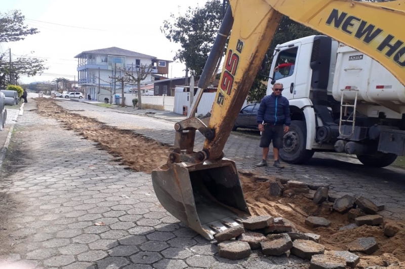 SESAN inicia implantação de novo sistema de drenagem na Rua Paulo Bauer