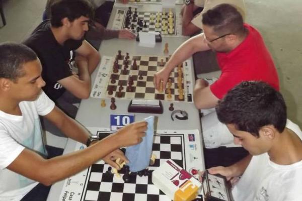 Paraguaio conquista o Aberto do Brasil de Xadrez Rápido