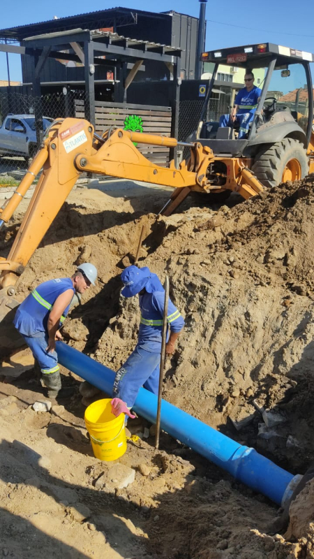 SESAN reforça o abastecimento de água nos bairros de Meia Praia e Gravatá