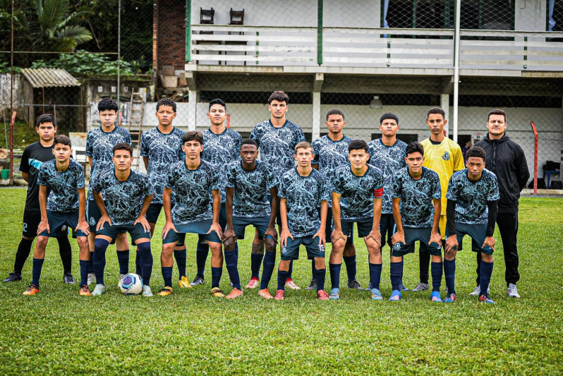 Equipe de Futebol Masculino Sub 17 de Navegantes é destaque no Moleque Bom de Bola 2023