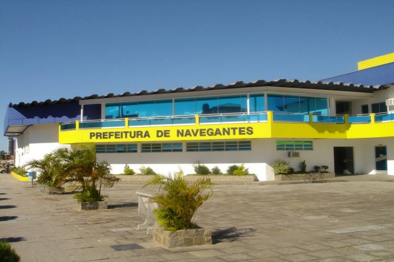 Novos secretários municipais assumem na Prefeitura de Navegantes