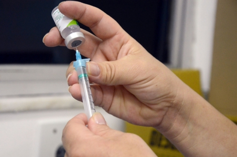 Navegantes atinge 63% da meta de vacinação contra gripe Influenza