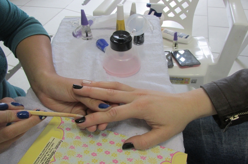 Curso de Manicure e Pedicure dispõe de vagas