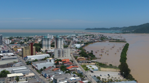 Navegantes é a cidade com o maior crescimento do emprego em Santa Catarina