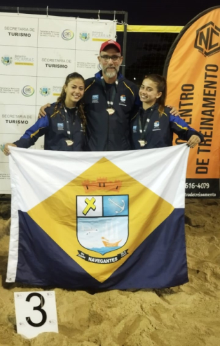 Dupla navegantina conquista medalha de bronze em etapa do Campeonato Catarinense do Vôlei de Praia